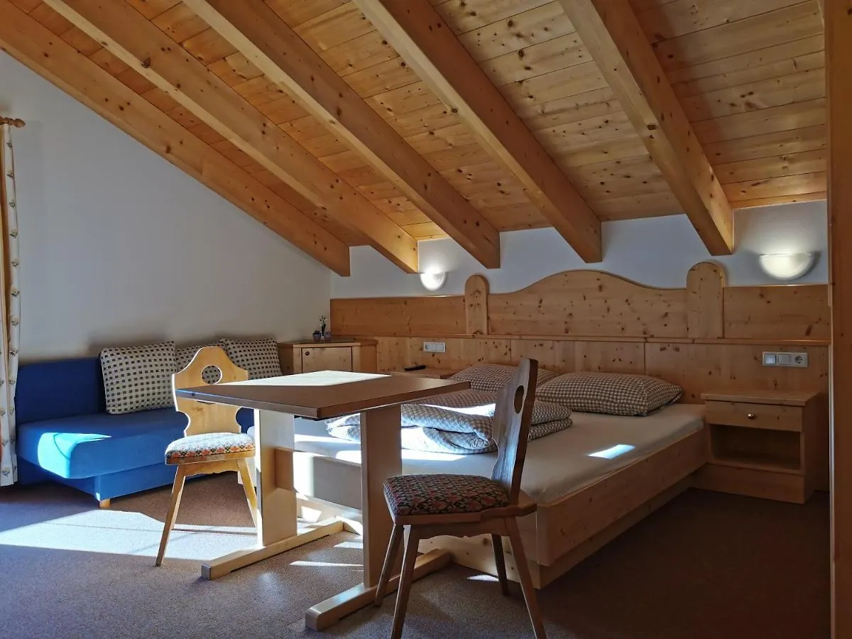 ***  Hotel Garni Schoenblick Sölden Áustria