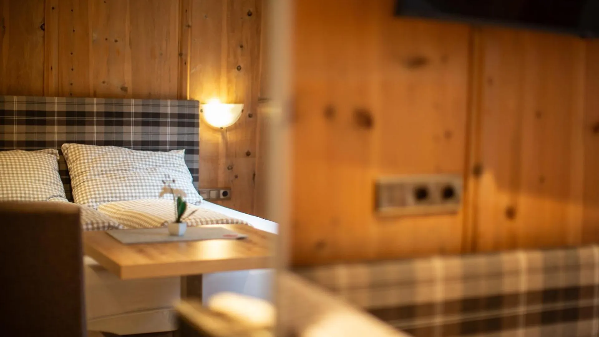 Hotel Garni Schoenblick Solden Austria