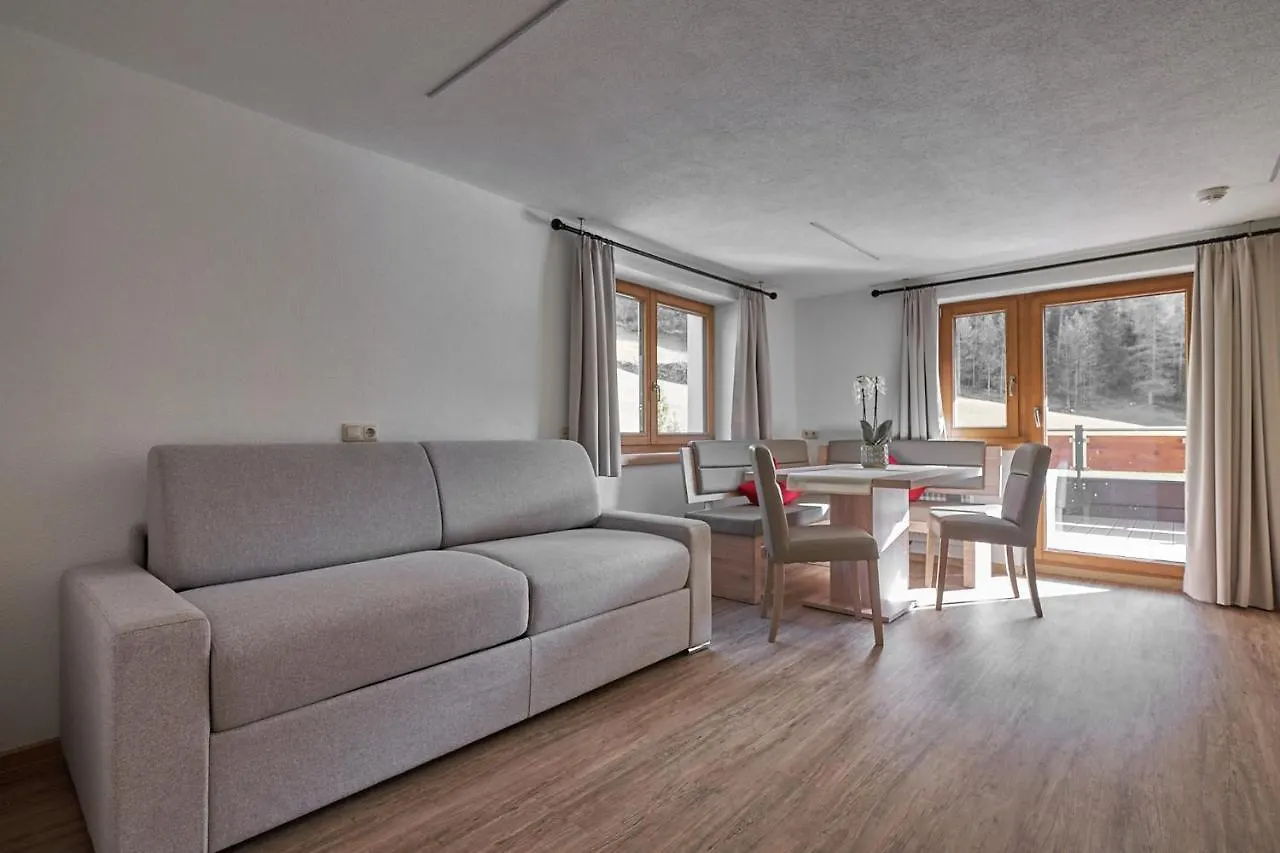 Hotel Garni Schoenblick Solden Austria