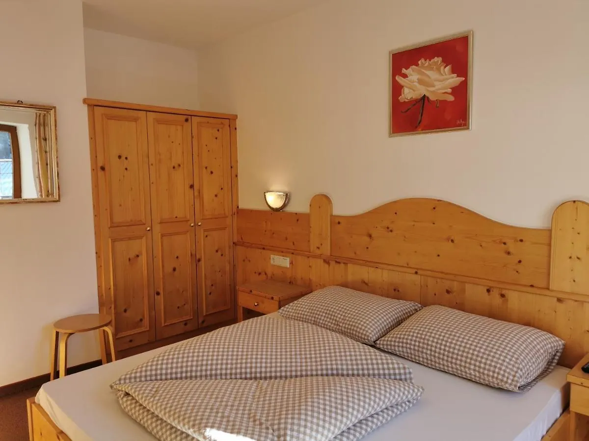 Hotel Garni Schoenblick Solden