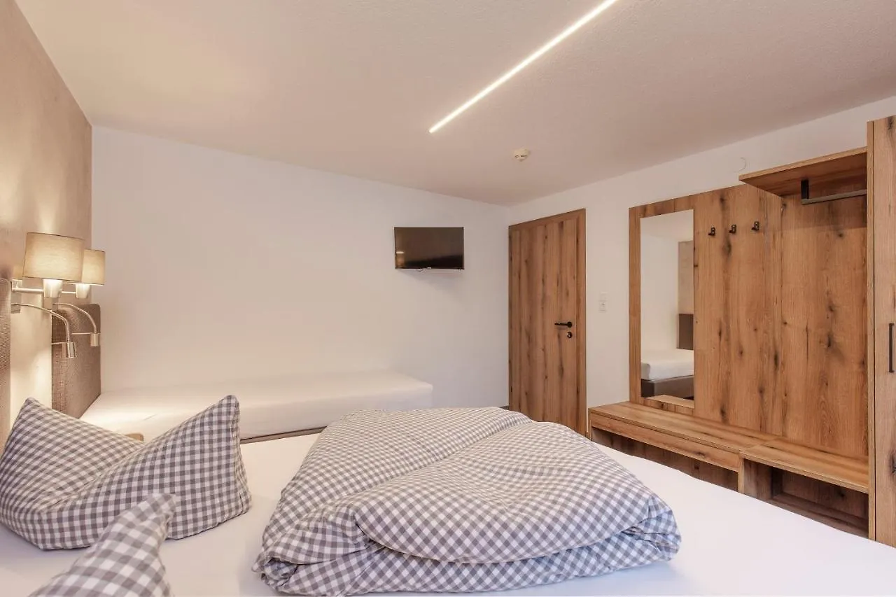 Hotel Garni Schoenblick Solden