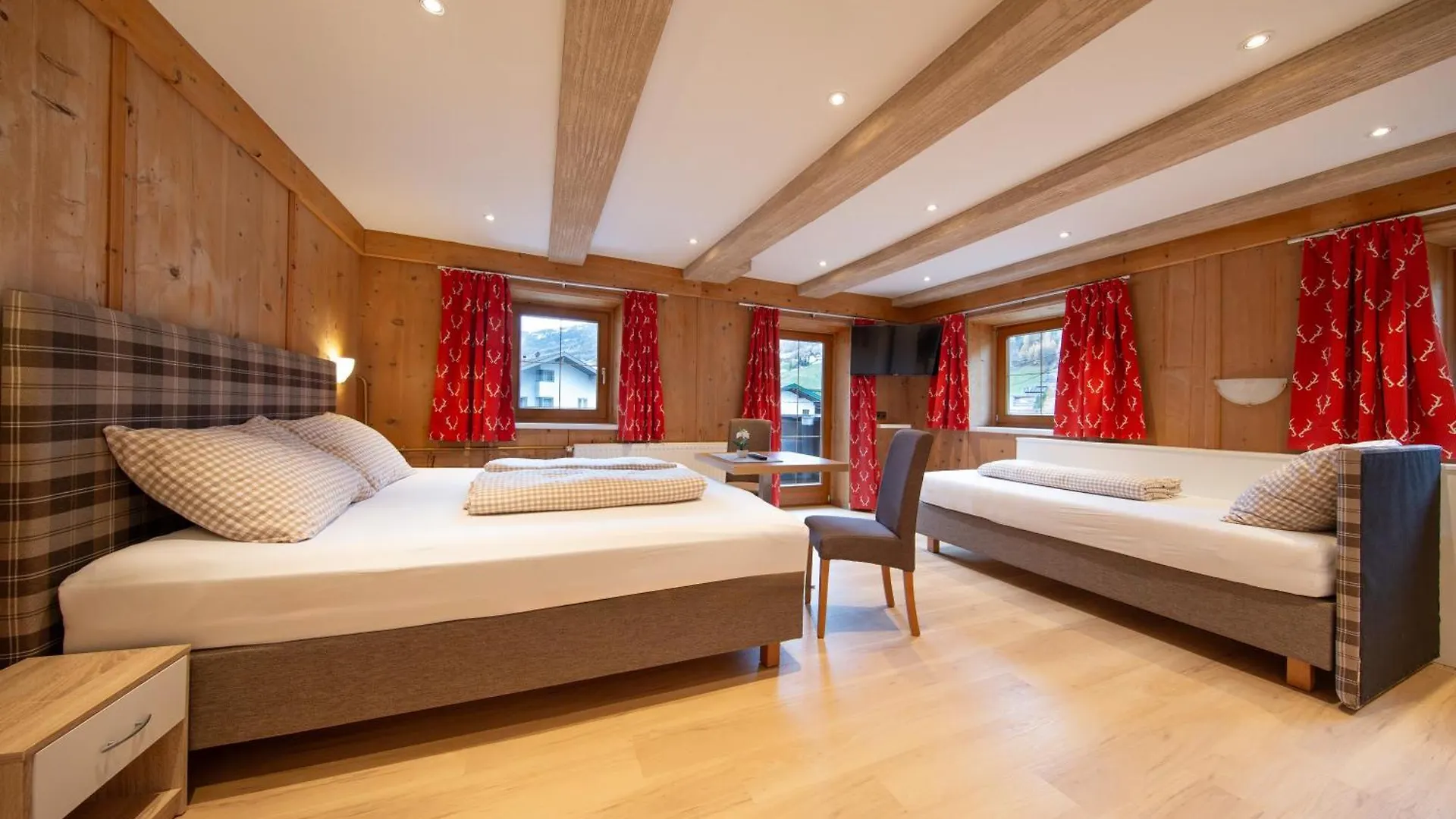 Hotel Garni Schoenblick Solden 3*,  Austria
