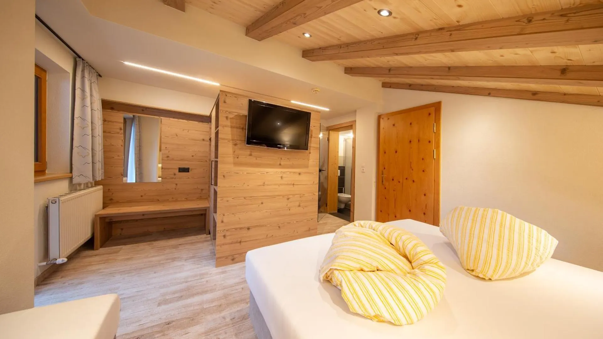 Hotel Garni Schoenblick Solden