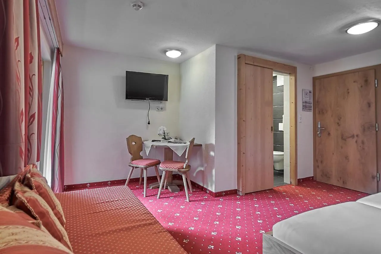 Hotel Garni Schoenblick Solden