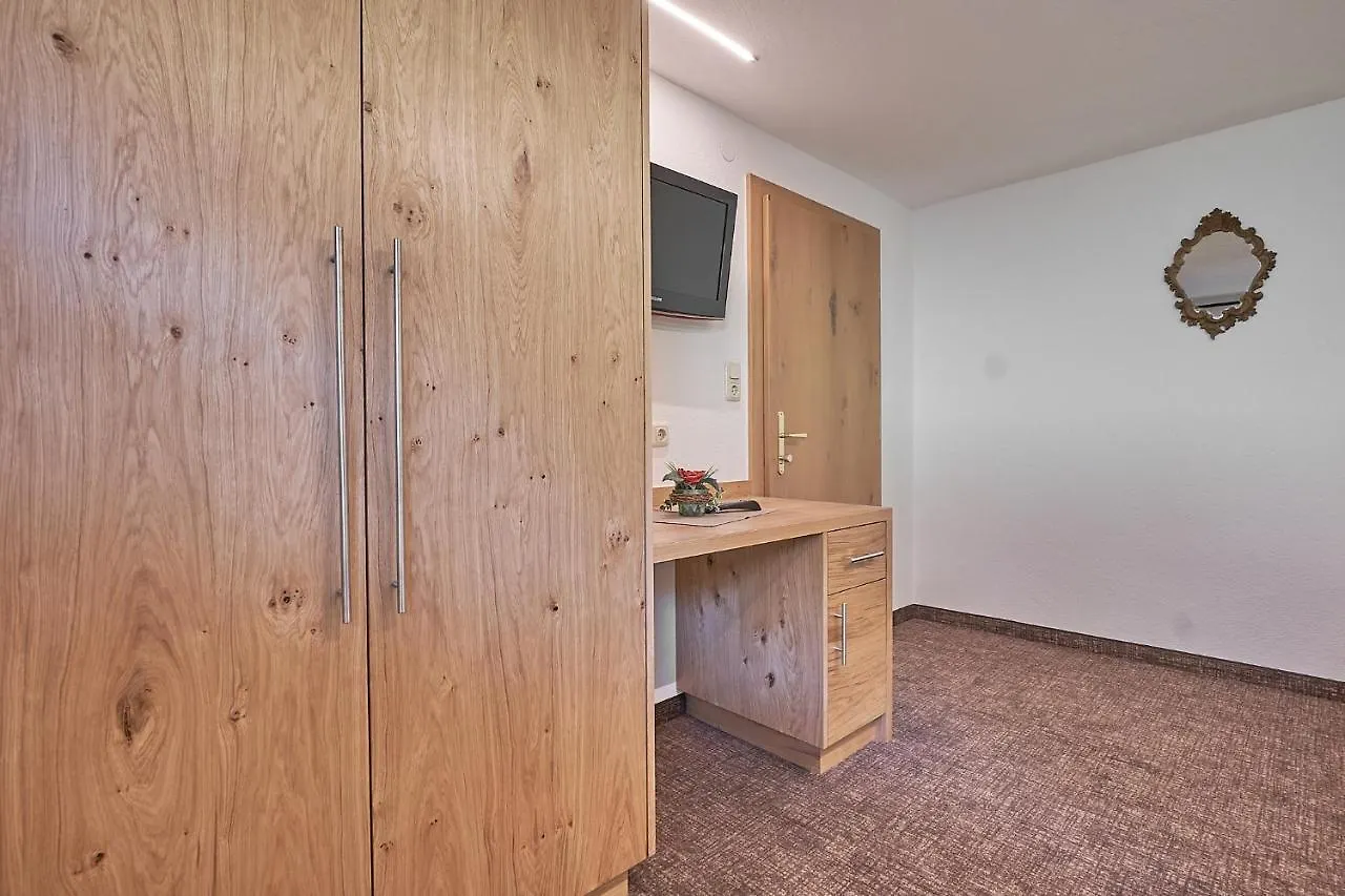 Hotel Garni Schoenblick Solden 3*,