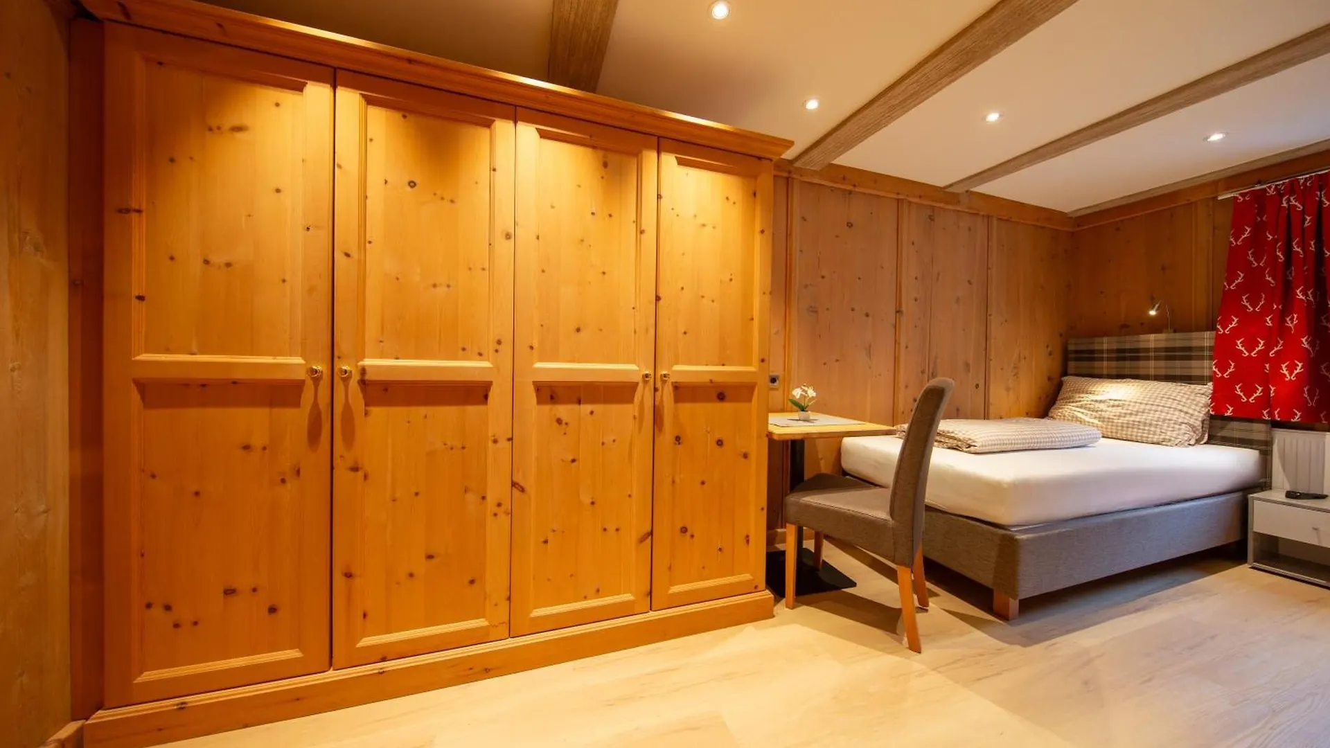 זולדן Hotel Garni Schoenblick